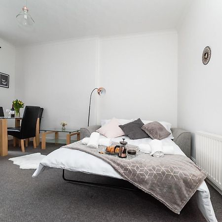 Albion Apartment By Klass Living Coatbridge Exteriör bild