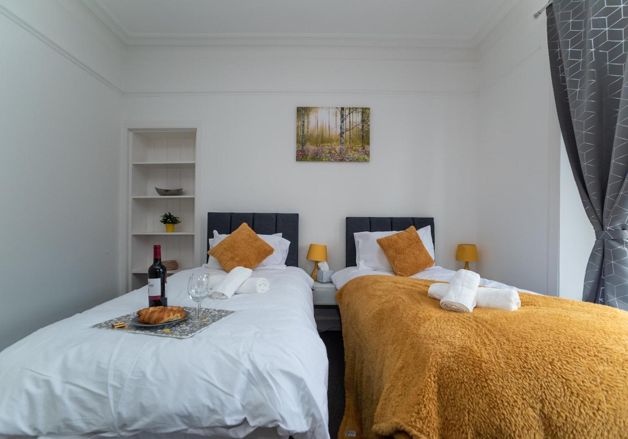 Albion Apartment By Klass Living Coatbridge Exteriör bild